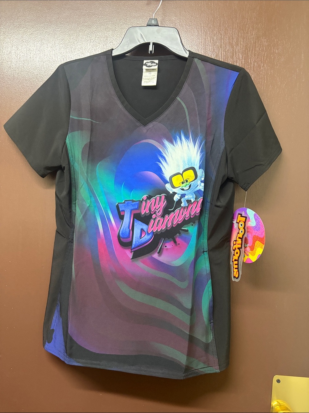 Tiny Diamond Neon Graphic V-Neck Top — Black with Multicolor Swirl